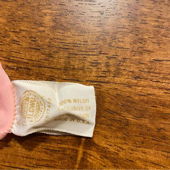 Vintage Aristocraft Peach Nightgown with Cream Lace Detail Size Small - Picture 7 of 10